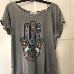 Lucky Lotus Main de fatma graphic tee